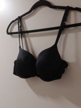 PINK Victoria's Secret Black Smooth Molded Bra